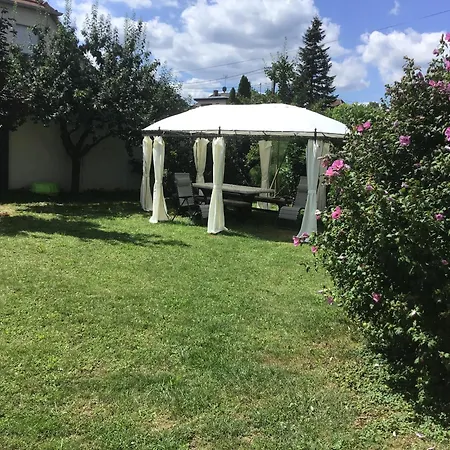 D Clos Du Noyer Bed & Breakfast