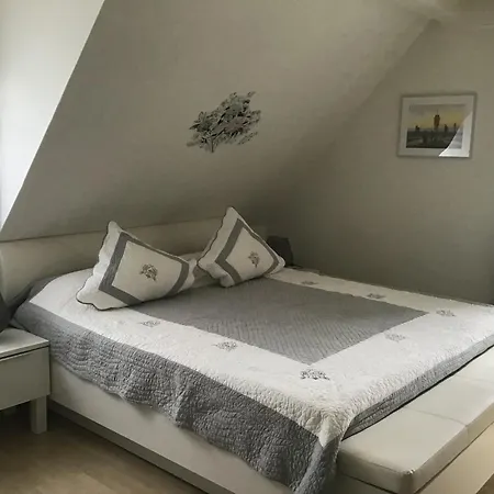 Bed & Breakfast D Clos Du Noyer